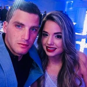 Meet your Posher, Sheyla